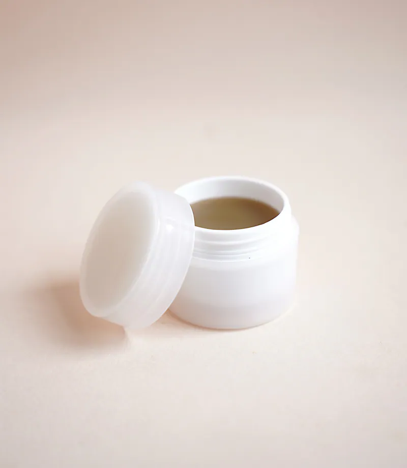 万用止痕膏